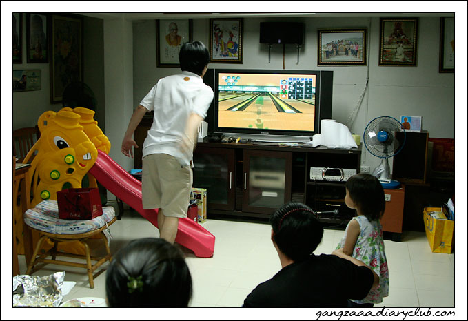 อบอุ่น ติ้งบ้านพี่เหมียว รวมพลคนWii